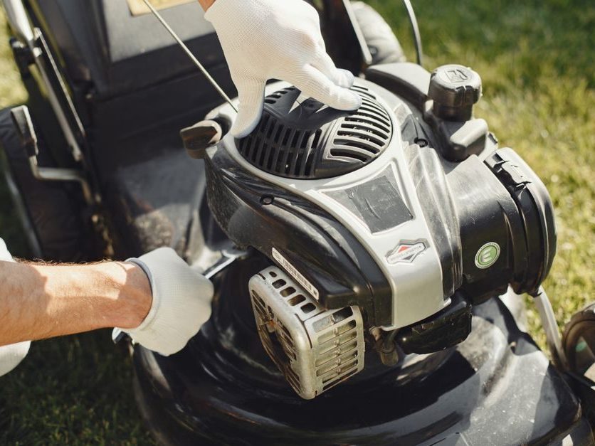 Entretien d'un moteur thermique de tondeuse